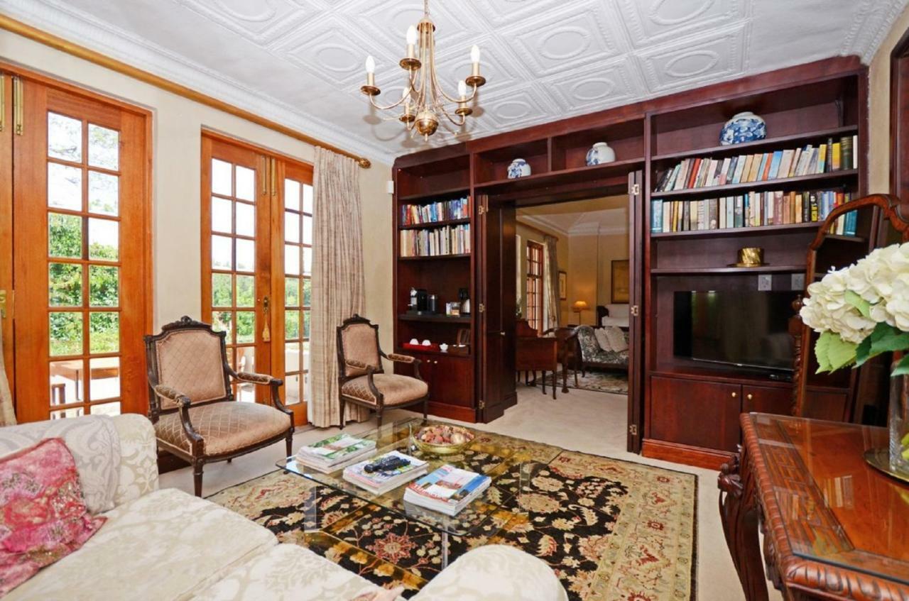 Bed and Breakfast Doveton House Йоханнесбург Экстерьер фото