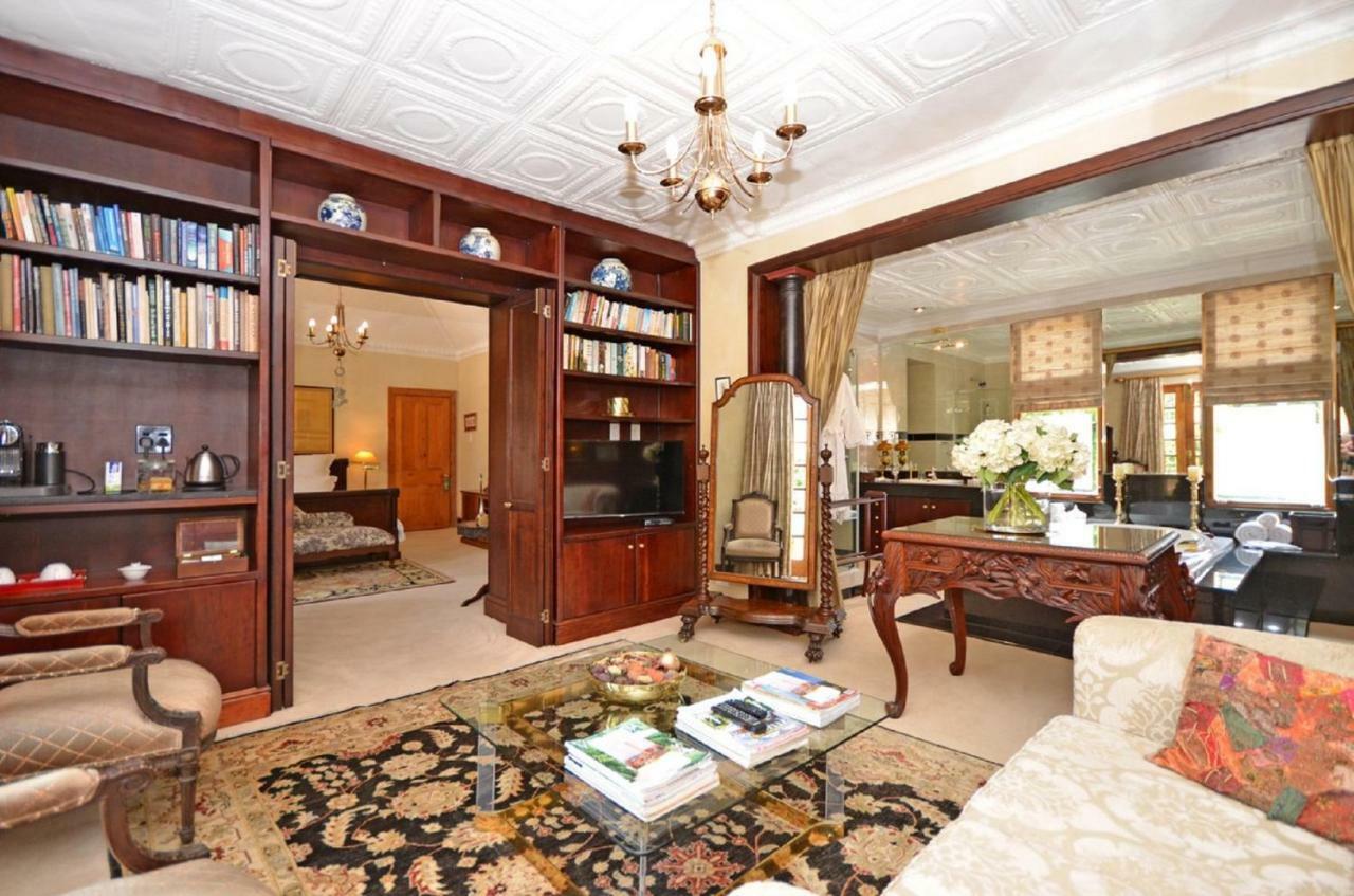 Bed and Breakfast Doveton House Йоханнесбург Экстерьер фото